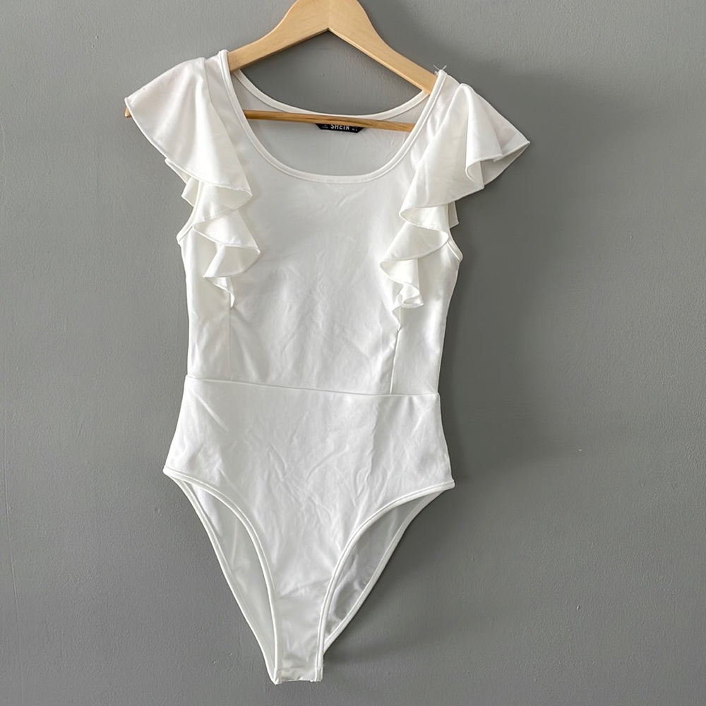 SHEIN White Ruffle Bodysuit